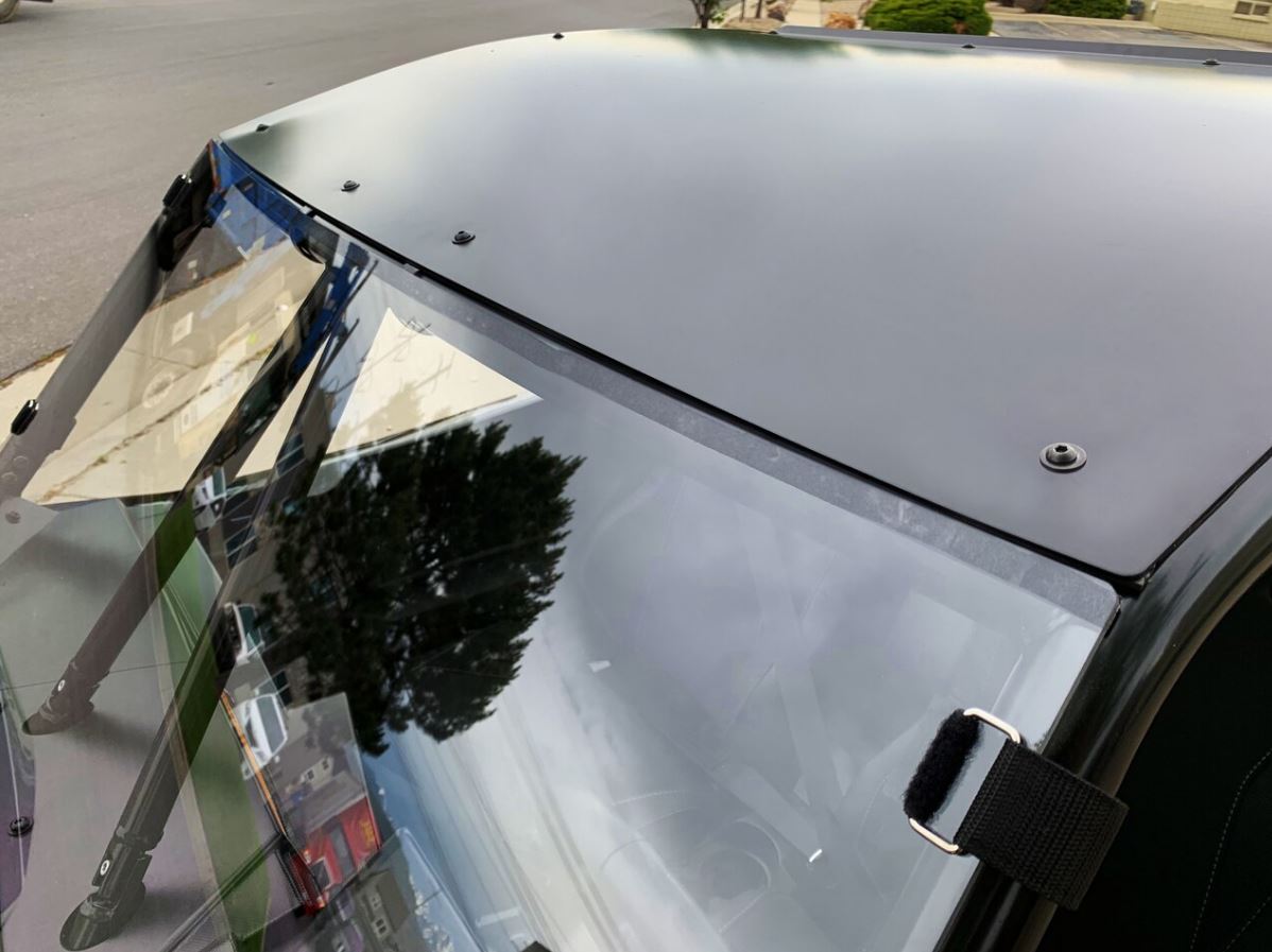 Wildcat XX Full Polycarbonate Windshield with Quick Straps By