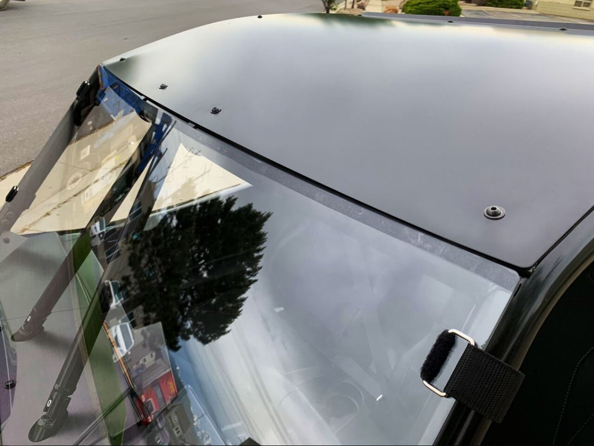 Wildcat XX Hard Coated Polycarbonate Windshield with Quick Straps