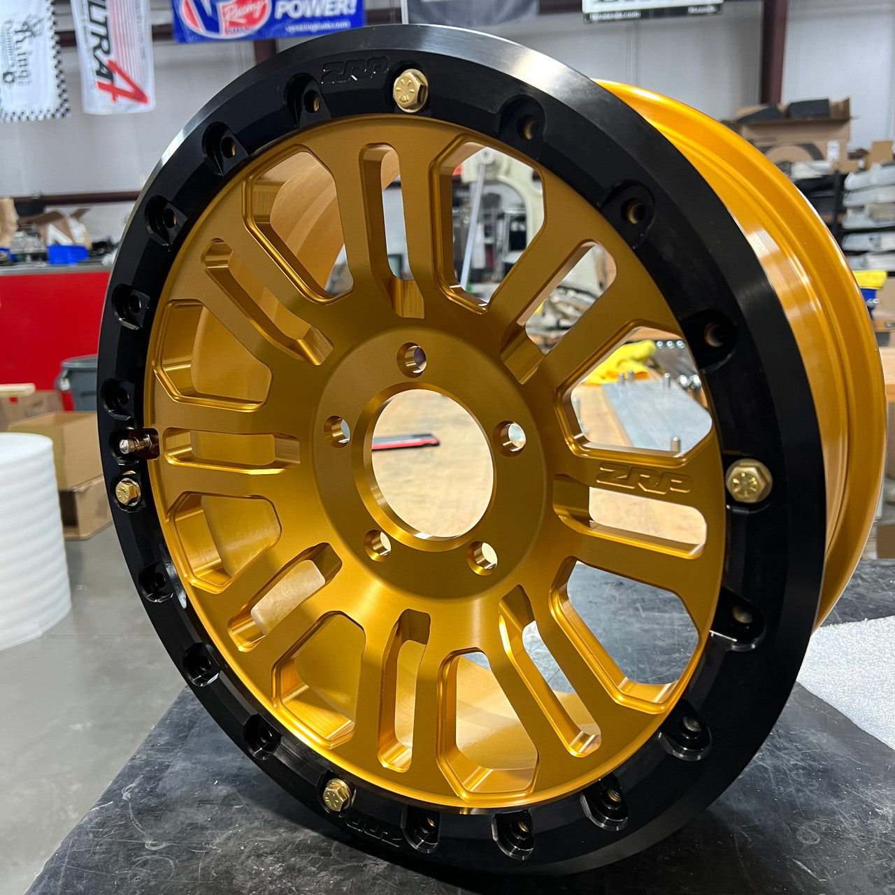アルミ195R15PCD100 Valor V15 Beadlock 15