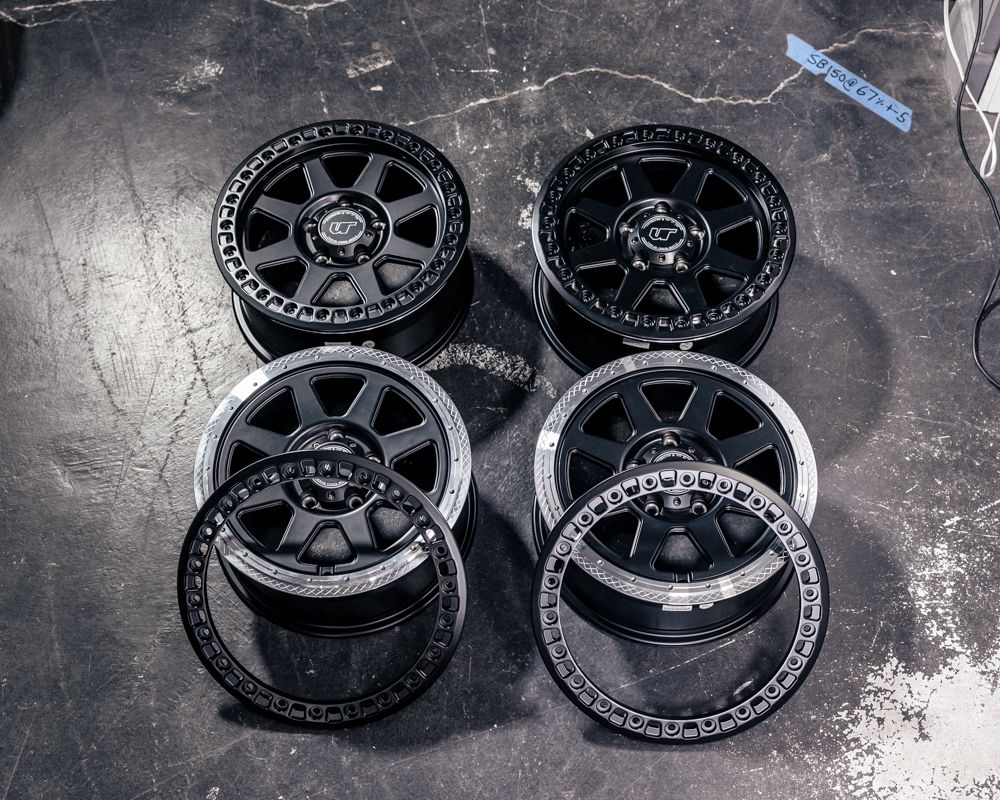 Vivid Racing Forged D15 Wheel Package Beadlock Polaris RZR Pro R 